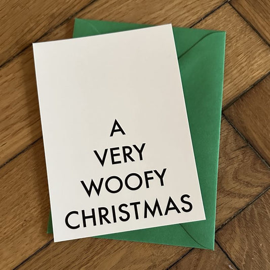 Postkarte / Weihnachtskarte A VERY WOOFY CHRISTMAS